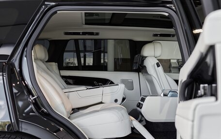Land Rover Range Rover IV рестайлинг, 2025 год, 24 000 000 рублей, 12 фотография