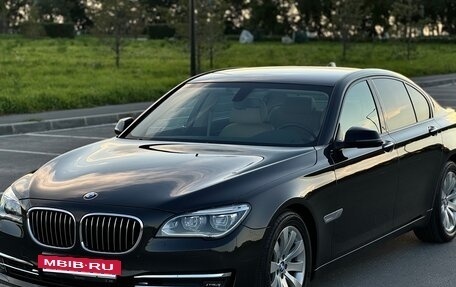BMW 7 серия, 2013 год, 3 300 000 рублей, 5 фотография