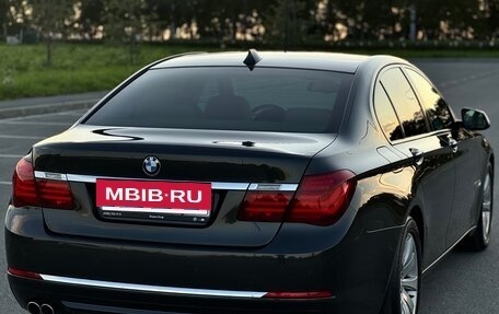 BMW 7 серия, 2013 год, 3 300 000 рублей, 19 фотография