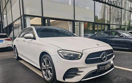 Mercedes-Benz E-Класс, 2022 год, 3 850 777 рублей, 3 фотография