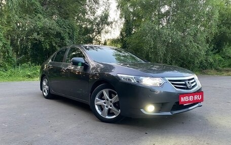 Honda Accord VIII рестайлинг, 2011 год, 1 650 000 рублей, 3 фотография
