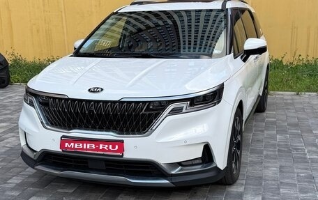 KIA Carnival, 2020 год, 3 700 000 рублей, 1 фотография