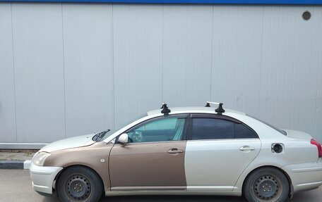 Toyota Avensis III рестайлинг, 2004 год, 430 000 рублей, 15 фотография
