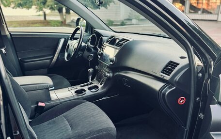 Toyota Highlander III, 2012 год, 1 740 000 рублей, 9 фотография
