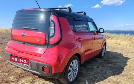 KIA Soul II рестайлинг, 2018 год, 1 690 000 рублей, 5 фотография