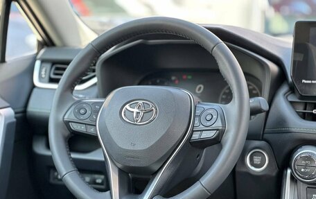 Toyota RAV4, 2025 год, 3 690 000 рублей, 22 фотография