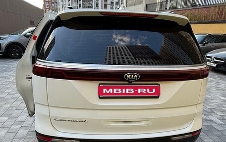 KIA Carnival, 2020 год, 3 700 000 рублей, 6 фотография