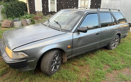 Toyota Carina, 1988 год, 170 000 рублей, 2 фотография