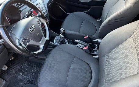 KIA Rio III рестайлинг, 2016 год, 737 000 рублей, 18 фотография