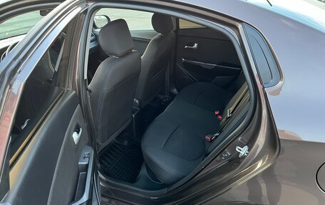 KIA Rio III рестайлинг, 2016 год, 737 000 рублей, 20 фотография