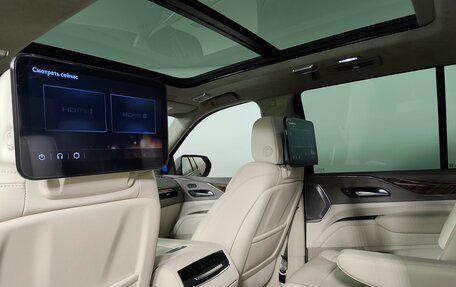 Cadillac Escalade V, 2025 год, 22 990 000 рублей, 18 фотография