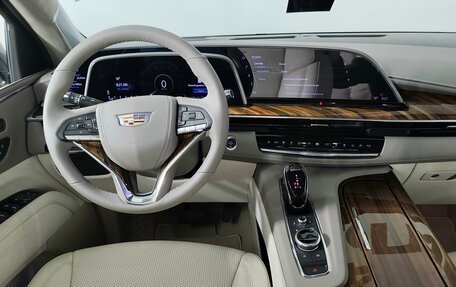 Cadillac Escalade V, 2025 год, 22 990 000 рублей, 20 фотография