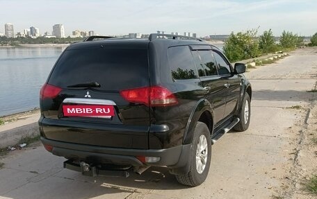 Mitsubishi Pajero Sport II рестайлинг, 2015 год, 2 200 000 рублей, 4 фотография