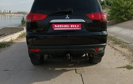 Mitsubishi Pajero Sport II рестайлинг, 2015 год, 2 200 000 рублей, 11 фотография