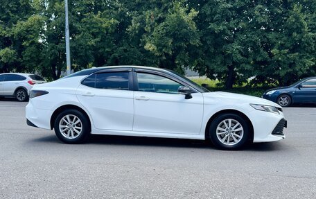 Toyota Camry, 2019 год, 1 900 000 рублей, 2 фотография
