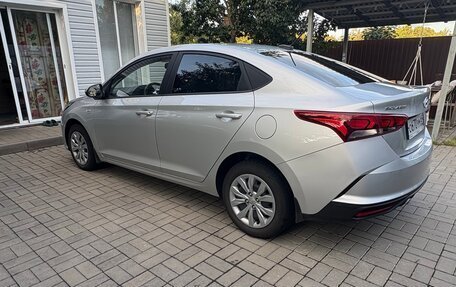 Hyundai Solaris II рестайлинг, 2022 год, 1 400 000 рублей, 3 фотография