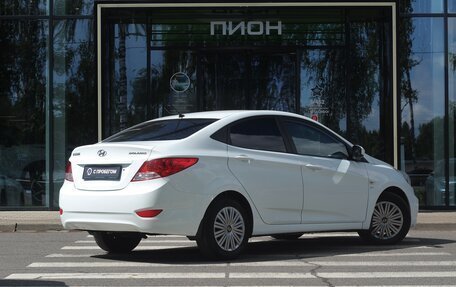 Hyundai Solaris II рестайлинг, 2011 год, 750 000 рублей, 3 фотография