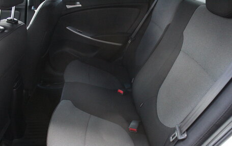 Hyundai Solaris II рестайлинг, 2011 год, 750 000 рублей, 20 фотография