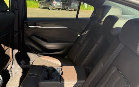 Mazda 6, 2018 год, 2 400 000 рублей, 11 фотография