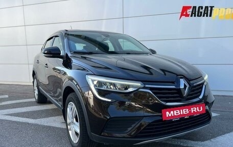 Renault Arkana I, 2019 год, 1 555 300 рублей, 3 фотография