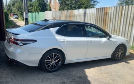 Toyota Camry, 2021 год, 3 200 000 рублей, 9 фотография
