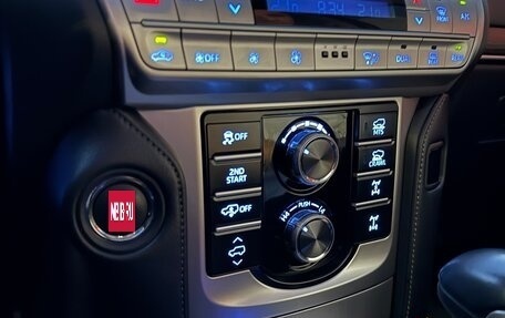 Toyota Land Cruiser Prado 150 рестайлинг 2, 2021 год, 6 800 000 рублей, 23 фотография