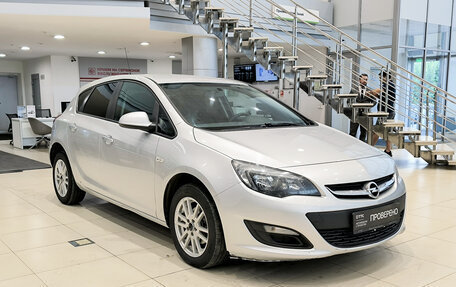 Opel Astra J, 2014 год, 650 000 рублей, 7 фотография