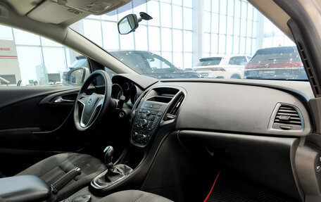 Opel Astra J, 2014 год, 650 000 рублей, 15 фотография