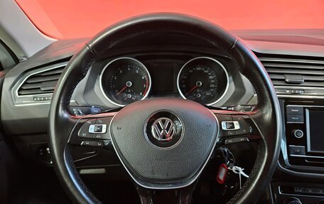 Volkswagen Tiguan II, 2017 год, 1 649 000 рублей, 10 фотография