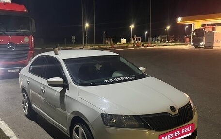 Skoda Rapid I, 2018 год, 1 200 000 рублей, 5 фотография