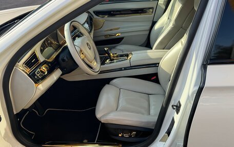 BMW 7 серия, 2012 год, 9 900 000 рублей, 10 фотография