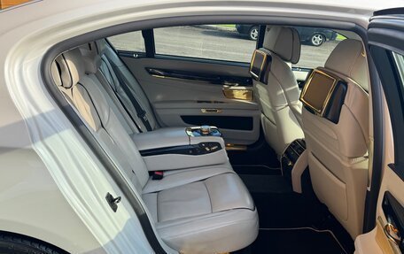 BMW 7 серия, 2012 год, 9 900 000 рублей, 18 фотография