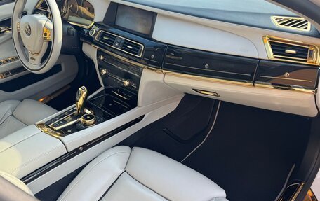 BMW 7 серия, 2012 год, 9 900 000 рублей, 21 фотография