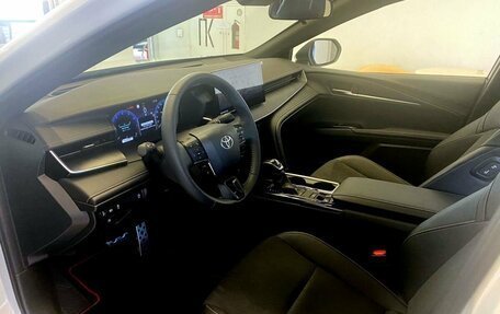 Toyota Camry, 2025 год, 5 050 000 рублей, 8 фотография