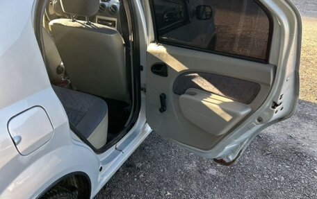 Renault Logan I, 2005 год, 350 000 рублей, 8 фотография