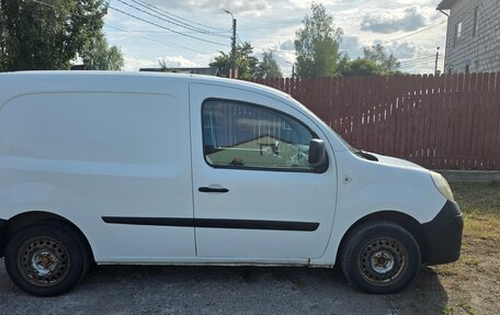 Renault Kangoo II рестайлинг, 2011 год, 550 000 рублей, 3 фотография