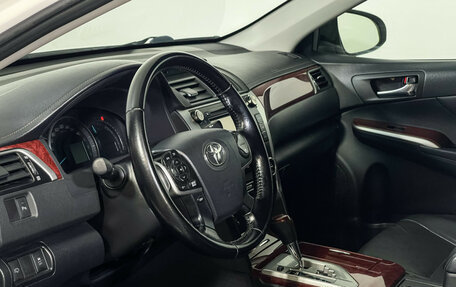 Toyota Camry, 2013 год, 1 297 000 рублей, 13 фотография