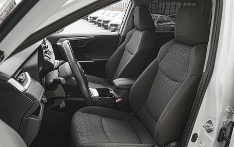 Toyota RAV4, 2020 год, 2 889 000 рублей, 10 фотография