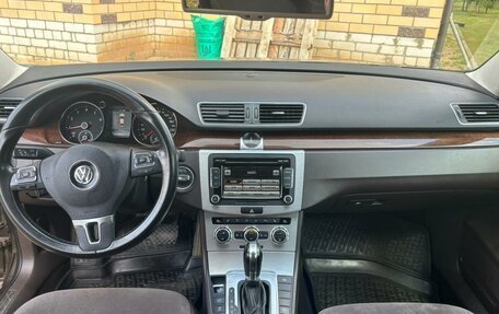 Volkswagen Passat B7, 2012 год, 1 350 000 рублей, 14 фотография