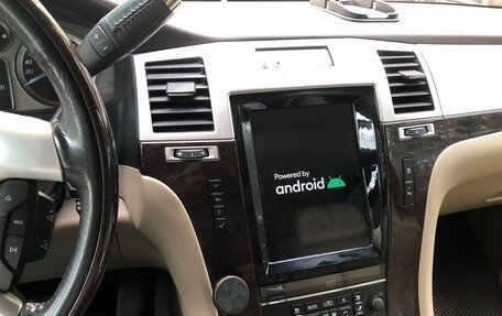 Cadillac Escalade III, 2008 год, 1 300 000 рублей, 6 фотография