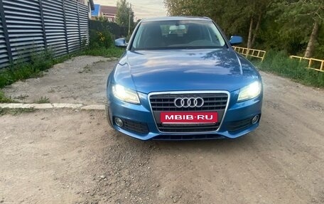 Audi A4, 2011 год, 1 150 000 рублей, 1 фотография