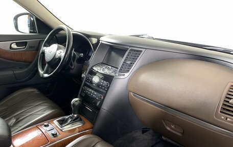 Infiniti QX70, 2015 год, 1 555 000 рублей, 13 фотография