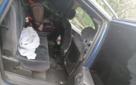 Opel Zafira A рестайлинг, 2002 год, 270 000 рублей, 9 фотография