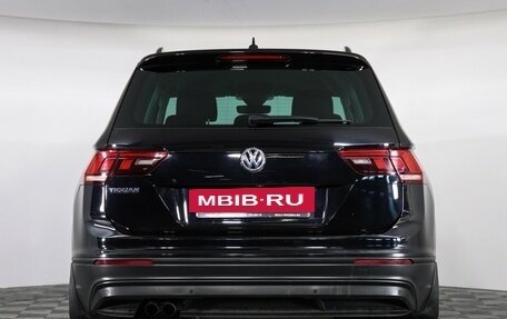 Volkswagen Tiguan II, 2019 год, 2 149 000 рублей, 6 фотография