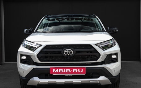 Toyota RAV4, 2024 год, 4 270 000 рублей, 2 фотография