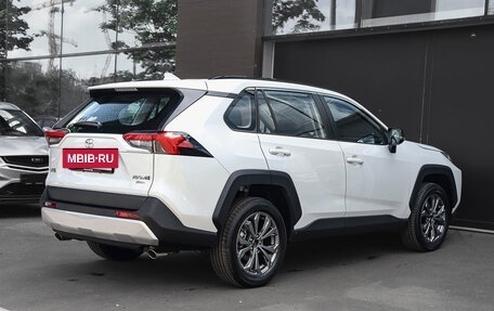 Toyota RAV4, 2024 год, 4 270 000 рублей, 5 фотография