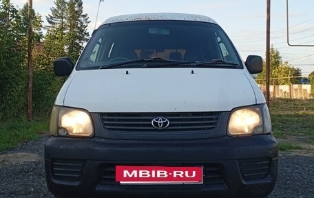 Toyota Lite Ace IV, 2001 год, 267 000 рублей, 3 фотография