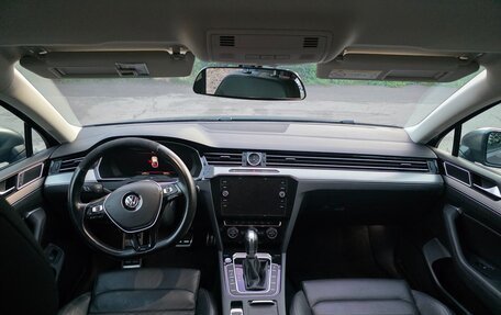 Volkswagen Passat B8 рестайлинг, 2017 год, 2 500 000 рублей, 6 фотография