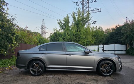 Volkswagen Passat B8 рестайлинг, 2017 год, 2 500 000 рублей, 2 фотография