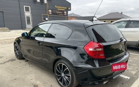 BMW 1 серия, 2009 год, 860 000 рублей, 4 фотография